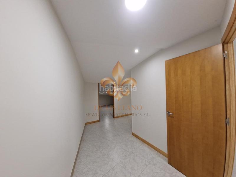 Foto c7a461d9-5659-4760-aca6-6720f64fe613. Location local commercial dans As Travesas - Balaidos Vigo