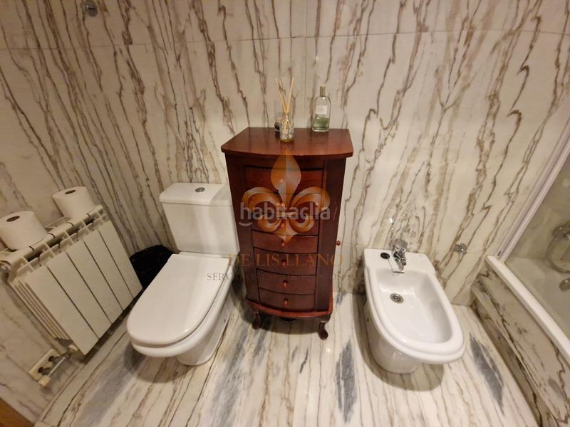 Foto 4e4eb994-c946-47d6-a84c-2bf7ad5fa46c. Rent flat with heating in Centro - Areal Vigo