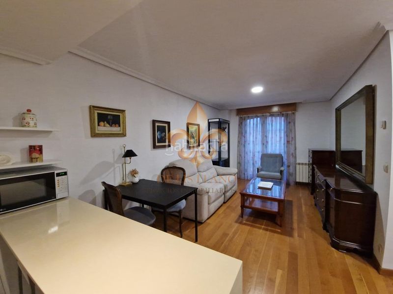 Foto b34426ea-4250-4b08-877a-f9f592cffdca. Rent flat with heating in Centro - Areal Vigo