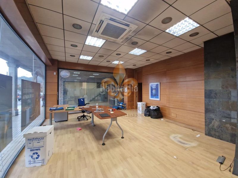 Foto 50063823-d8e5-4a8d-b302-7a553926bdaf. Lloguer local comercial a Ponteareas