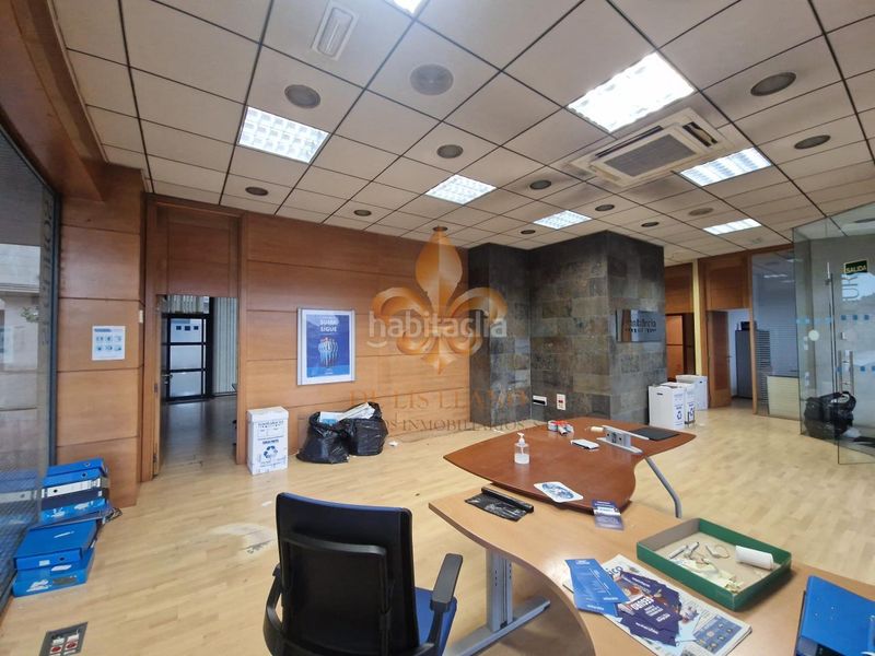 Foto 55c689a2-dca1-4163-8911-effb2b7bdf76. Lloguer local comercial a Ponteareas