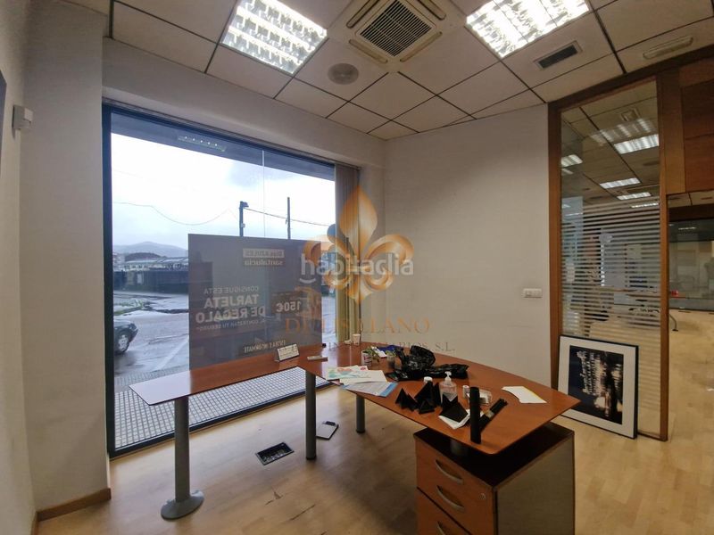 Foto c4b1e99a-a5d6-49ce-bce7-974219aaa4b1. Lloguer local comercial a Ponteareas