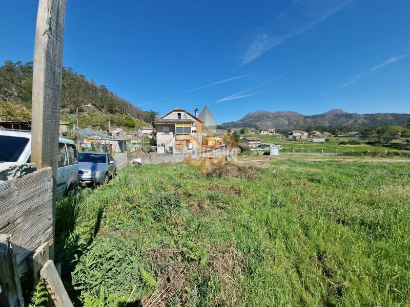Foto e88a2b5f-f6f5-4909-8dbe-7a0ab5aa6315. Terreno residencial en Gondomar