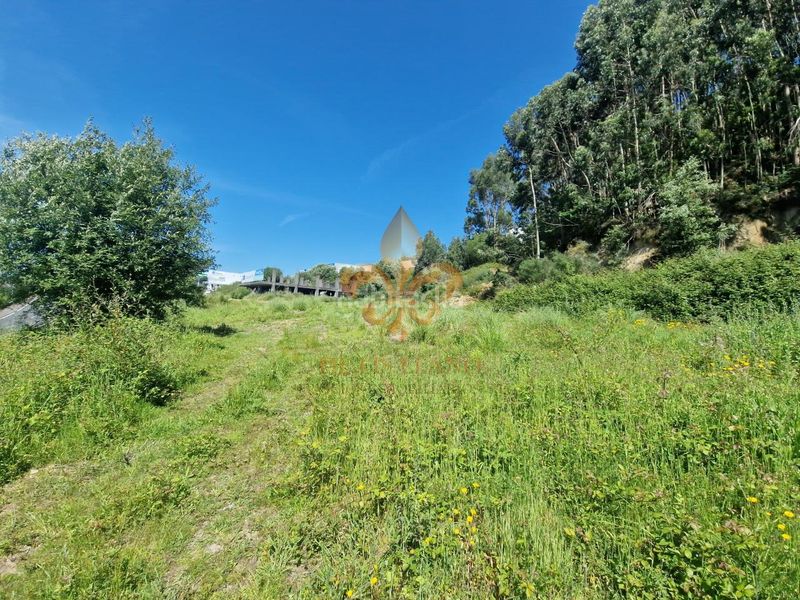 Foto 18f5727a-64f5-44b9-a793-234ed37f0862. Terreno residencial en Bembrive Vigo