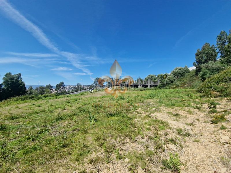 Foto dea25171-71c7-4fec-9e55-0247c008be23. Residential plot in Bembrive Vigo