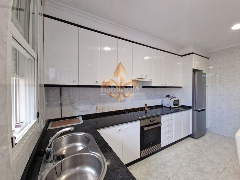 Foto 1d7ffeaf-7749-4fee-a2f3-cf9fb999540b. Casa en Lavadores Vigo