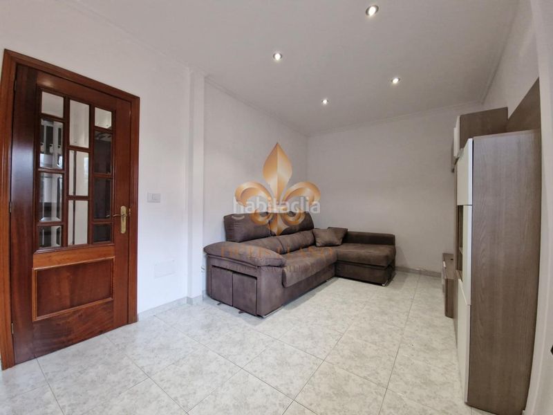Foto 3c617f23-c791-46d0-a003-aeba00b45604. Casa en Lavadores Vigo