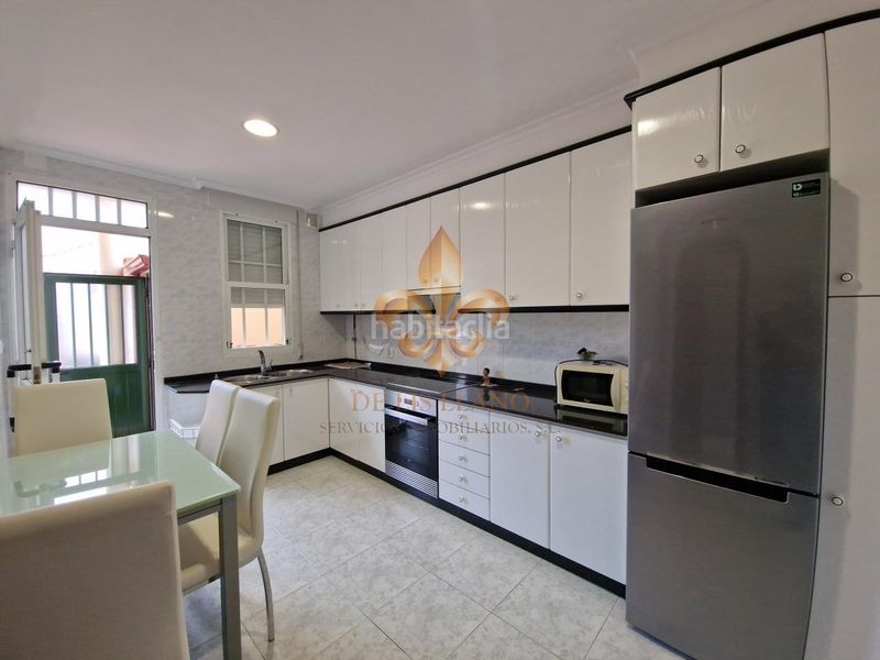 Foto a623967b-c07a-4a0a-aa1f-680acc76e31e. Casa en Lavadores Vigo