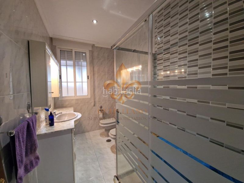 Foto cce2a622-88be-4594-bfc4-f99afec503c6. Casa en Lavadores Vigo