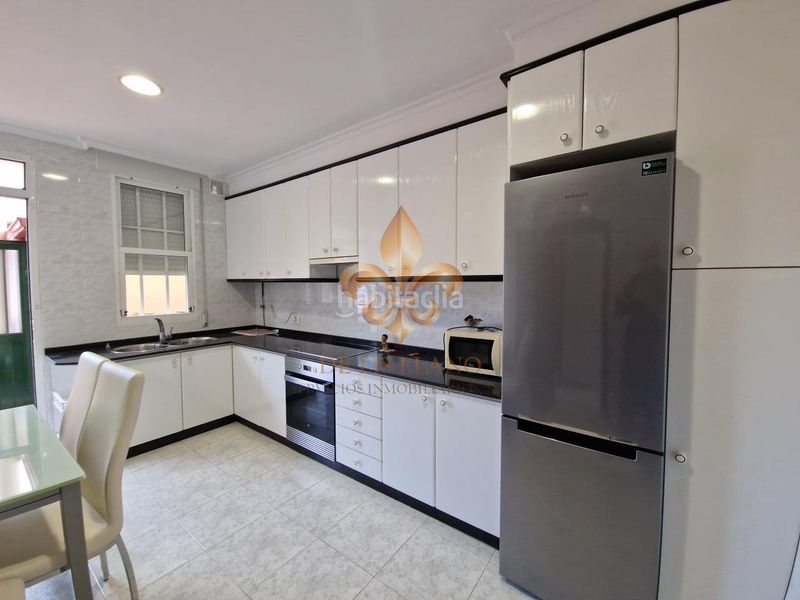 Foto ed6234b3-73e7-46f5-8cda-8b7c609c2a1b. Casa en Lavadores Vigo