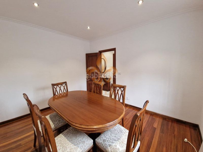 Foto f0d8c1f0-bfc3-48d1-be51-c80a69fb4268. Casa en Lavadores Vigo