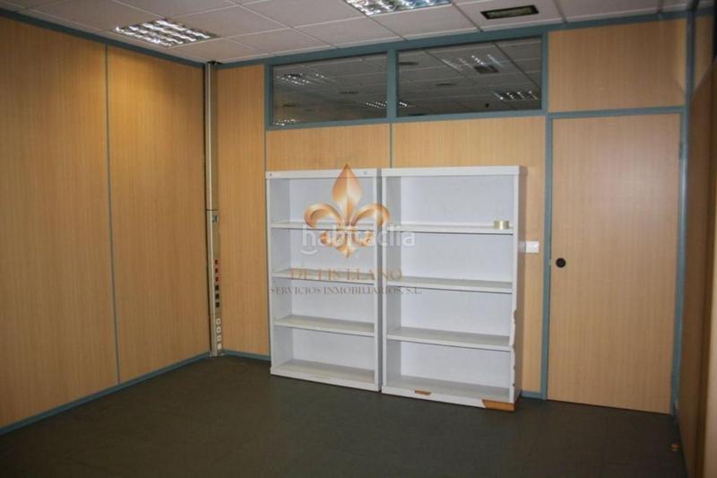 Foto 58970f47-4c83-43da-81e8-3c0d24ec60fb. Rent office space with heating in Lavadores Vigo