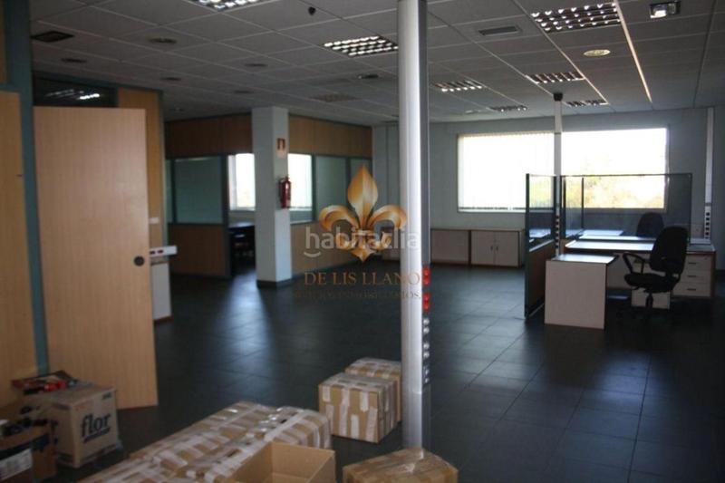 Foto b9ca4327-c00e-4fa3-bb1b-ddfd47800ab3. Rent office space with heating in Lavadores Vigo