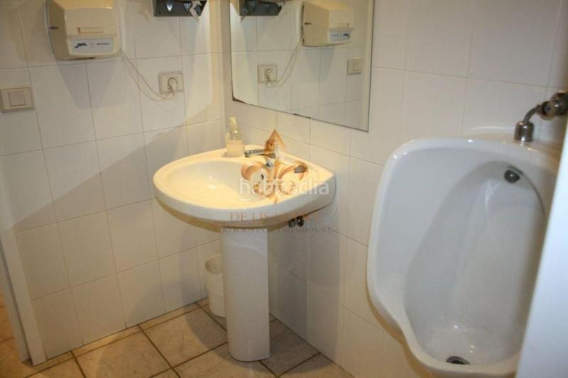 Foto de8ce4ce-f971-4eef-867d-fdcac3091e31. Rent office space with heating in Lavadores Vigo