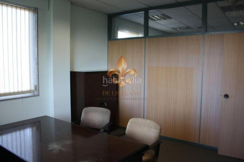 Foto edae7c66-1af8-4437-8d41-15c4b0768eb7. Rent office space with heating in Lavadores Vigo