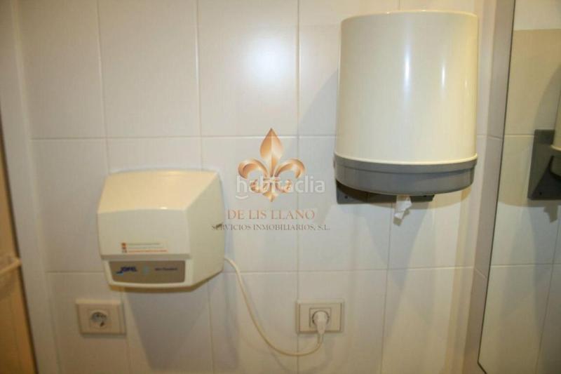 Foto f646cd67-7566-44d6-9ad1-3c1953a59216. Rent office space with heating in Lavadores Vigo