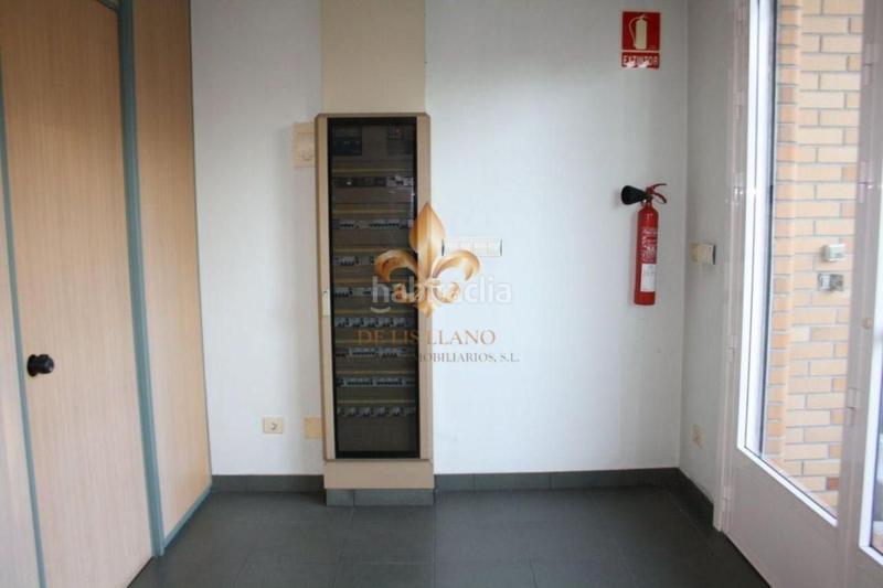 Foto fac4890f-c333-45ec-85d7-4d5f72f62ed1. Rent office space with heating in Lavadores Vigo