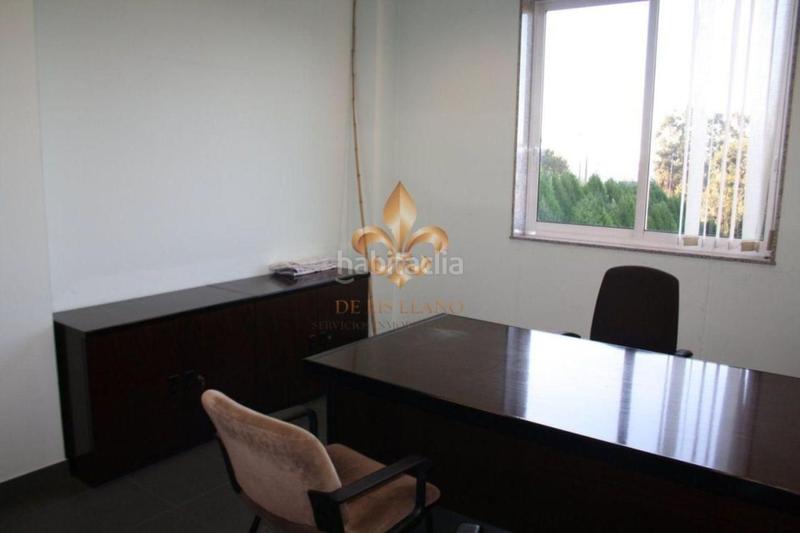 Foto 4e82290d-6bdb-4086-982f-a18b31c668fc. Alquiler oficina en Lavadores Vigo