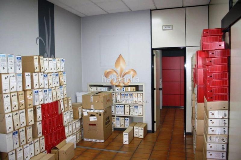 Foto 32685062-c39c-46bf-8f83-50ff67556474. Local comercial en Plaza España - Corte Inglés Vigo