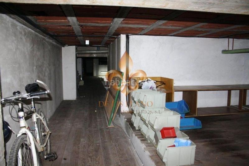 Foto bf88c399-7a8b-4063-b728-5f212d2ef4a2. Local comercial en Plaza España - Corte Inglés Vigo