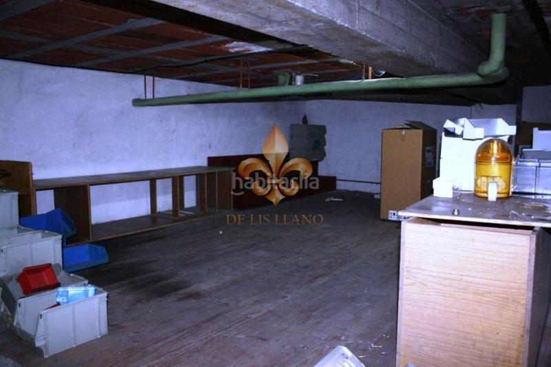 Foto f00518d2-5aed-477f-81c6-cda764eb37f5. Local comercial en Plaza España - Corte Inglés Vigo