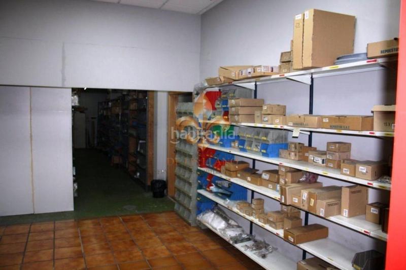 Foto f7bab063-177d-442e-8683-0b8e854af300. Local comercial en Plaza España - Corte Inglés Vigo