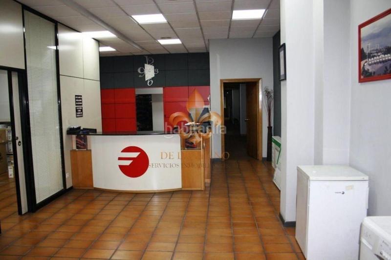 Foto d2e00197-a16d-4547-bc99-028f06330aa7. Local commercial dans Plaza España - Corte Inglés Vigo