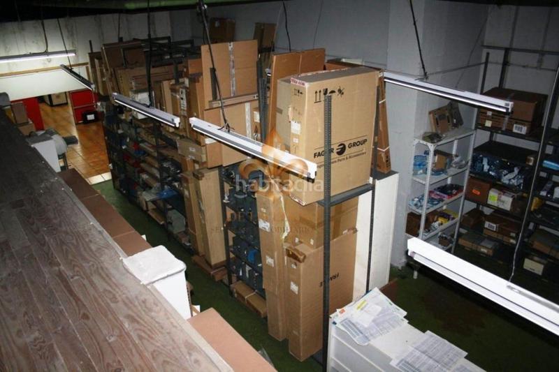 Foto 86fb9194-8da3-4130-ace8-c7e3f1a43d53. Locale commerciale in Plaza España - Corte Inglés Vigo