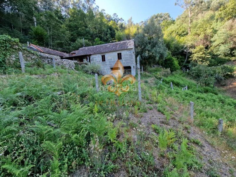 Foto 1f2181d0-e826-4ae1-b1c0-191bf09ad8c7. Masia amb calefacció a Mondariz