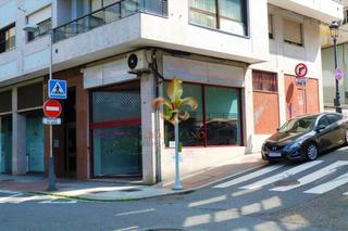Locale commerciale in Camelias - Pi y Margall