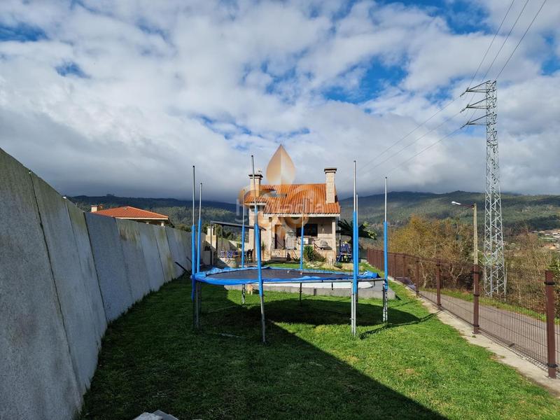 Foto 86679fd1-a78f-400b-b781-058e68a8caf6. Chalet en Tui