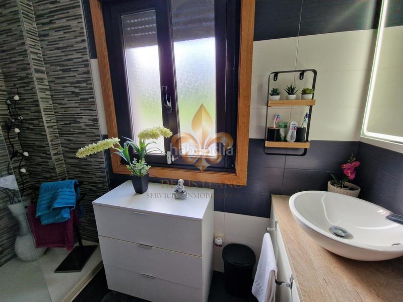 Foto a6cb9c7d-f68a-4c0d-8579-acff9d6bf86d. Chalet en Tui