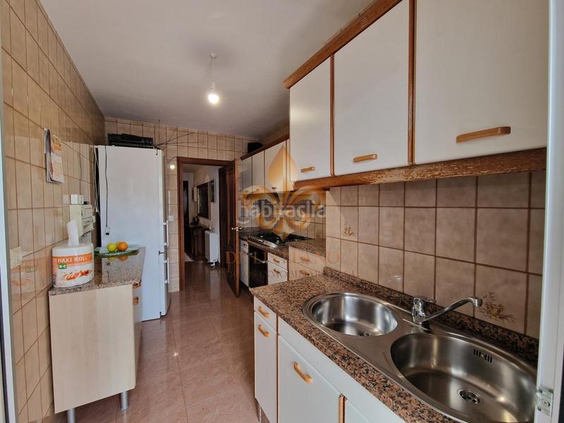 Foto 10bbe4f5-bd65-48b2-80c6-9d291ac5c32f. Appartamento con riscaldamento parcheggio in Sanxenxo pueblo Sanxenxo