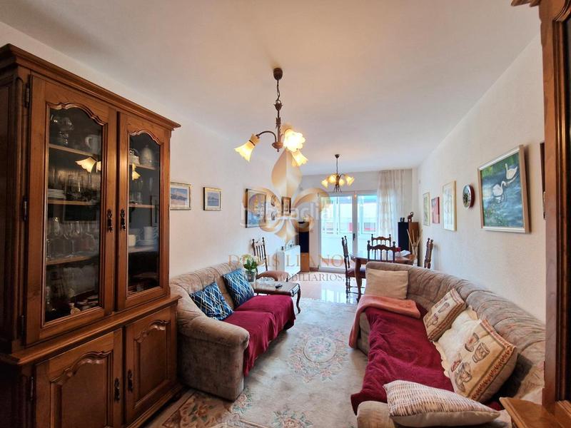Foto 921dd0e6-b763-4929-9efc-ff9c5e37ec3b. Appartamento con riscaldamento parcheggio in Sanxenxo pueblo Sanxenxo
