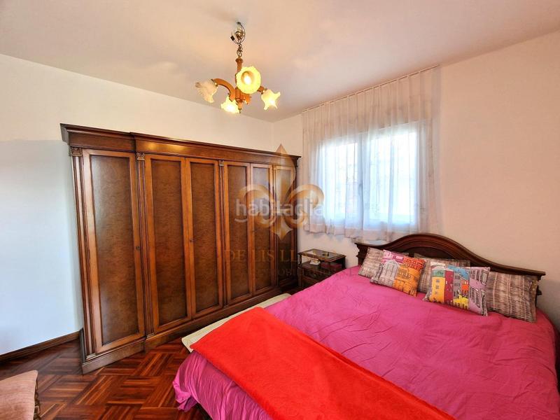 Foto 49cd8333-d069-4b2a-8df2-b0ee7ece3cd9. Piso en Sanxenxo pueblo Sanxenxo