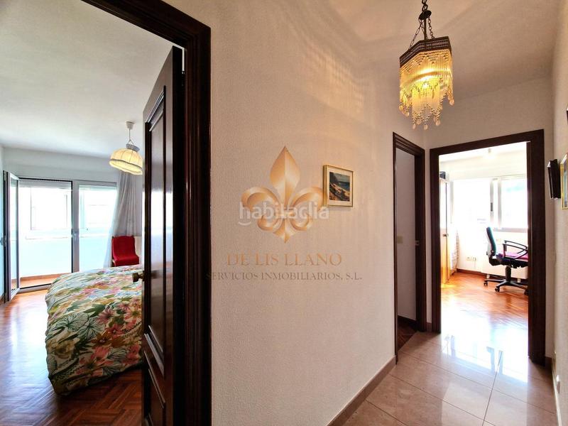 Foto bcc28cb9-bfbc-44f5-b2e6-df1ad4ccfb7a. Piso en Sanxenxo pueblo Sanxenxo