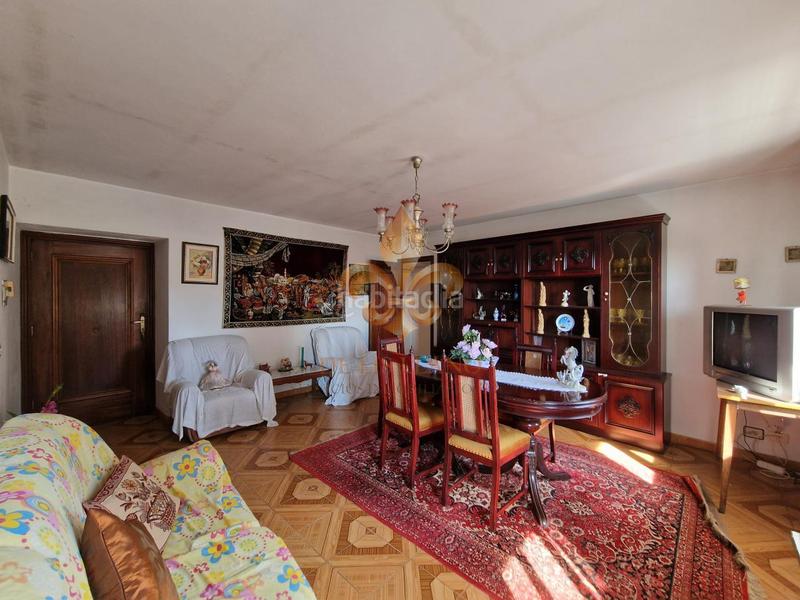 Foto 2b5a9113-ac0f-4089-a331-e5f151f23144. Casa in Gondomar