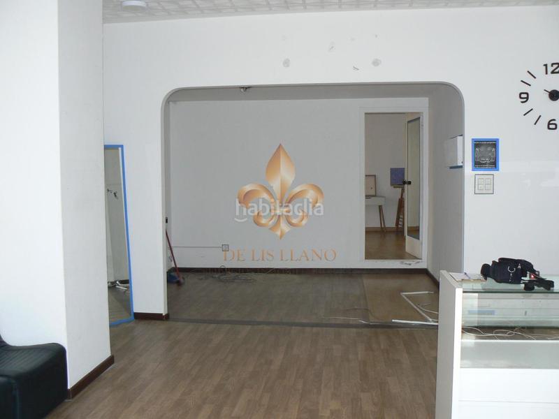 Foto aee1f19b-1d02-401a-bcb1-66fca8d48123. Local comercial a As Travesas - Balaidos Vigo