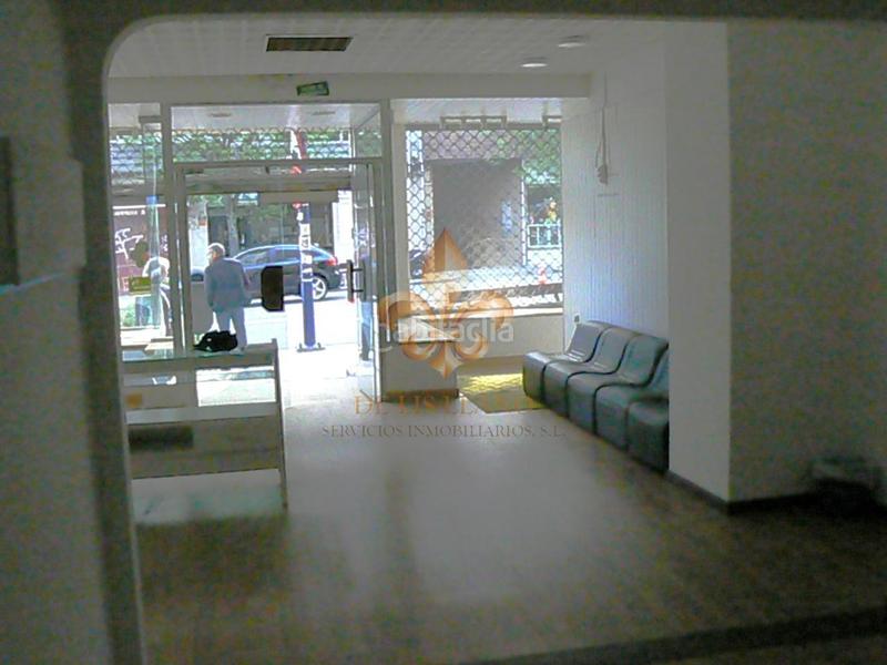 Foto 76acbd93-6b21-4df3-b5b6-92c7c14c9330. Locale commerciale in As Travesas - Balaidos Vigo