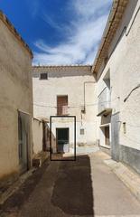 Mas à Torralba de los Sisones. Se vende casa para reformar en torralba de los sisones