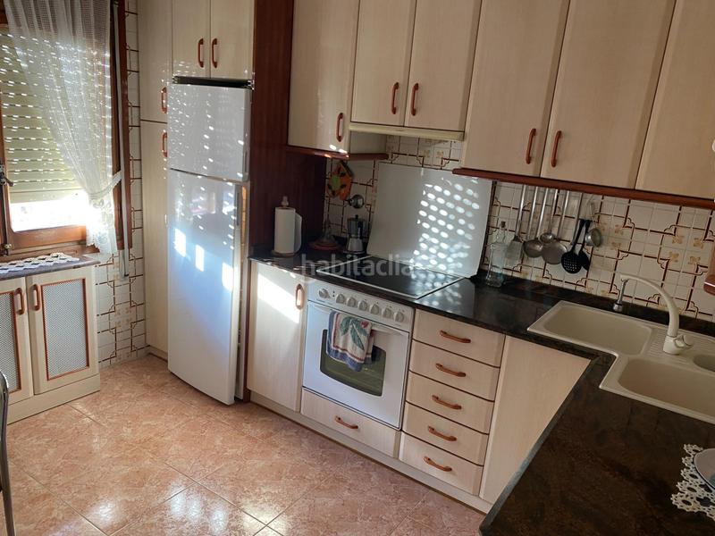 Foto eaf4ed89-fc49-40af-bf31-249b28d15b6e. Piso en venta piso en Torrijo del Campo