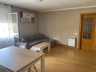 Pis a Calamocha. Se vende piso en calamocha