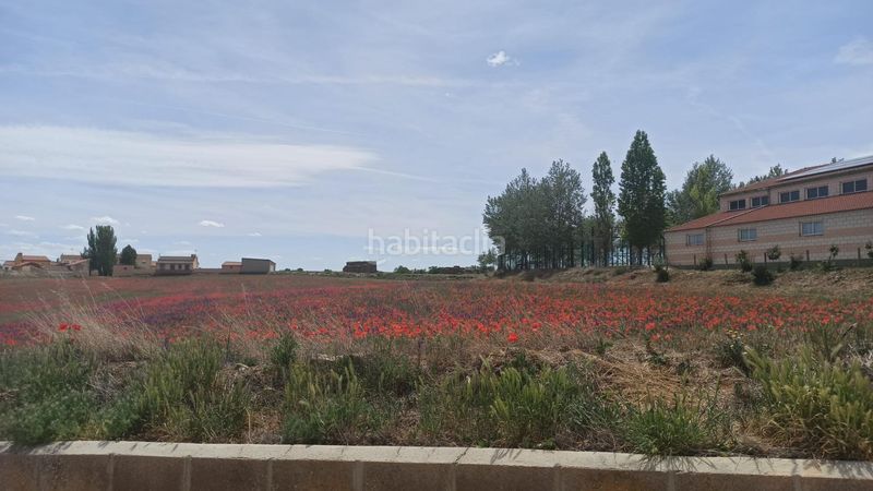 Foto bb8f6f5d-0d84-46f3-ada2-cb3451112929. Casa a schiera con parcheggio in Villahermosa del Campo