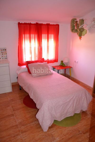 Foto e99e23fb-3876-4c1c-902f-90ed391f5e0d. Casa a schiera con parcheggio in Villahermosa del Campo