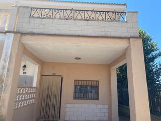 Mas  Calle serna. Se vende vivienda con terreno en tornos teruel