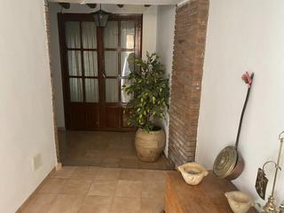Masia  Justino bernad 19. Se vende casa en calamocha