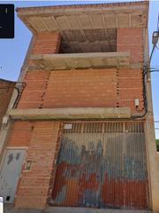 Édifice à Monreal del Campo. En venta edificio en monreal del campo