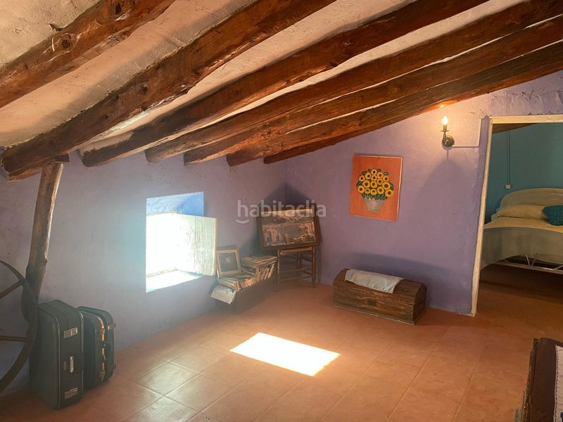 Foto fad5c7ed-a7b2-4571-bd89-d72e463f82d2. Masia amb aparcament a Torre los Negros
