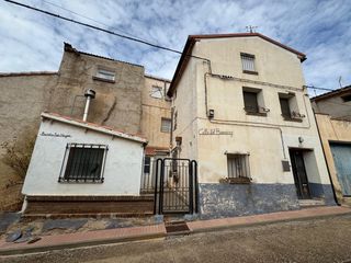 Mas à Calamocha. Casa en cutanda