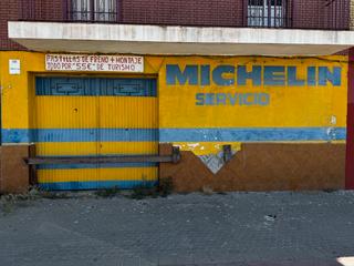 Local Comercial a Calle Torres Naharro 16